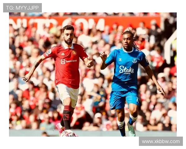 曼联2026-27休闲服致敬94经典